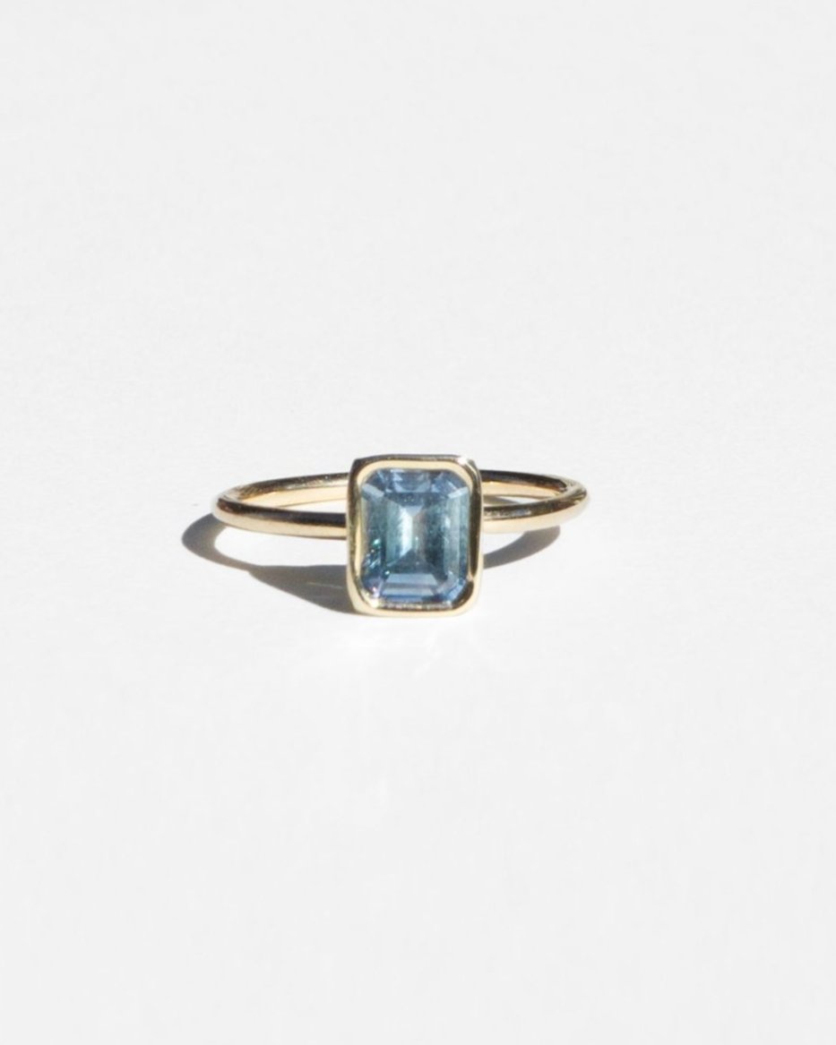 14K Vivid Blue Sapphire Floating Ring