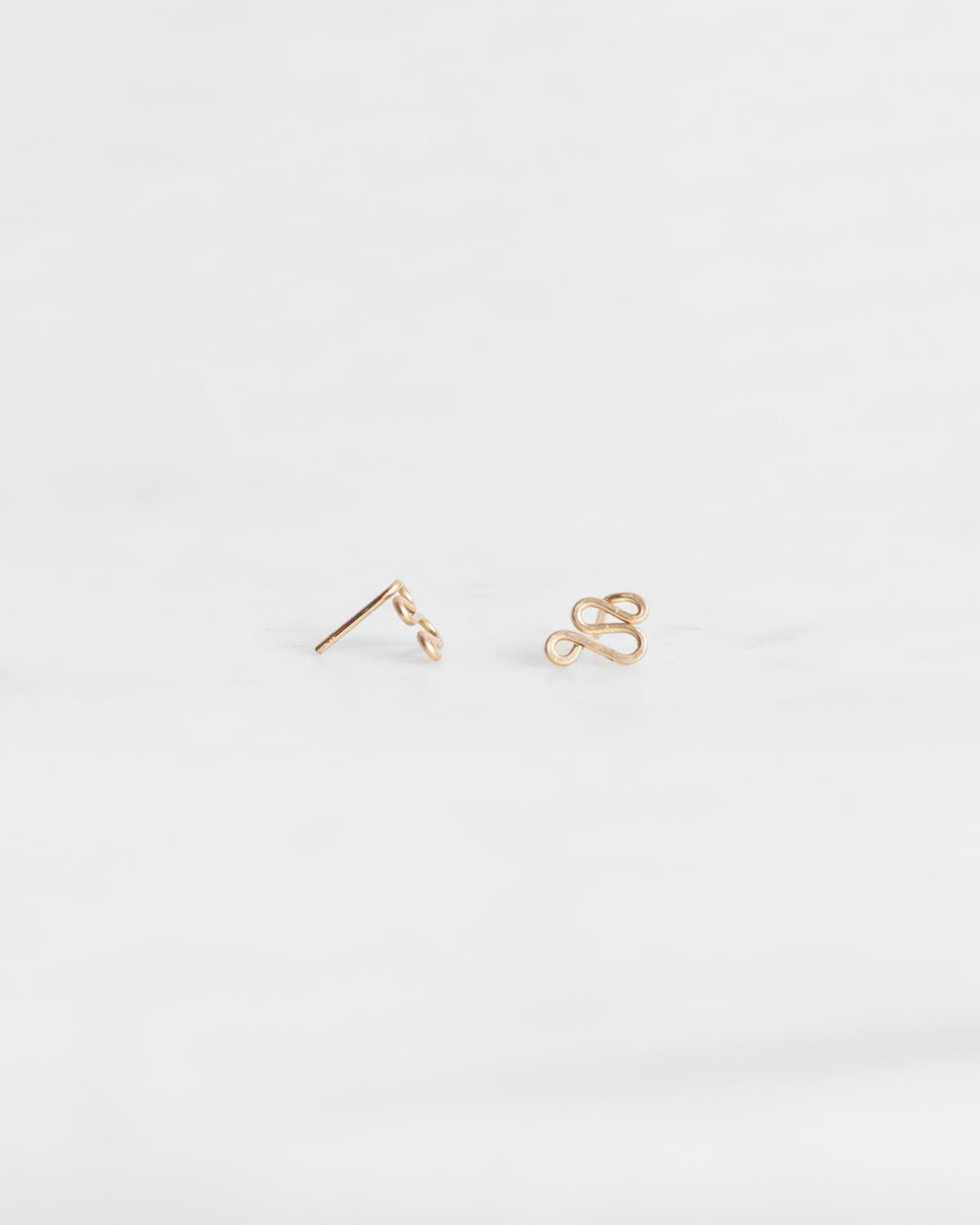 14K Wave Studs