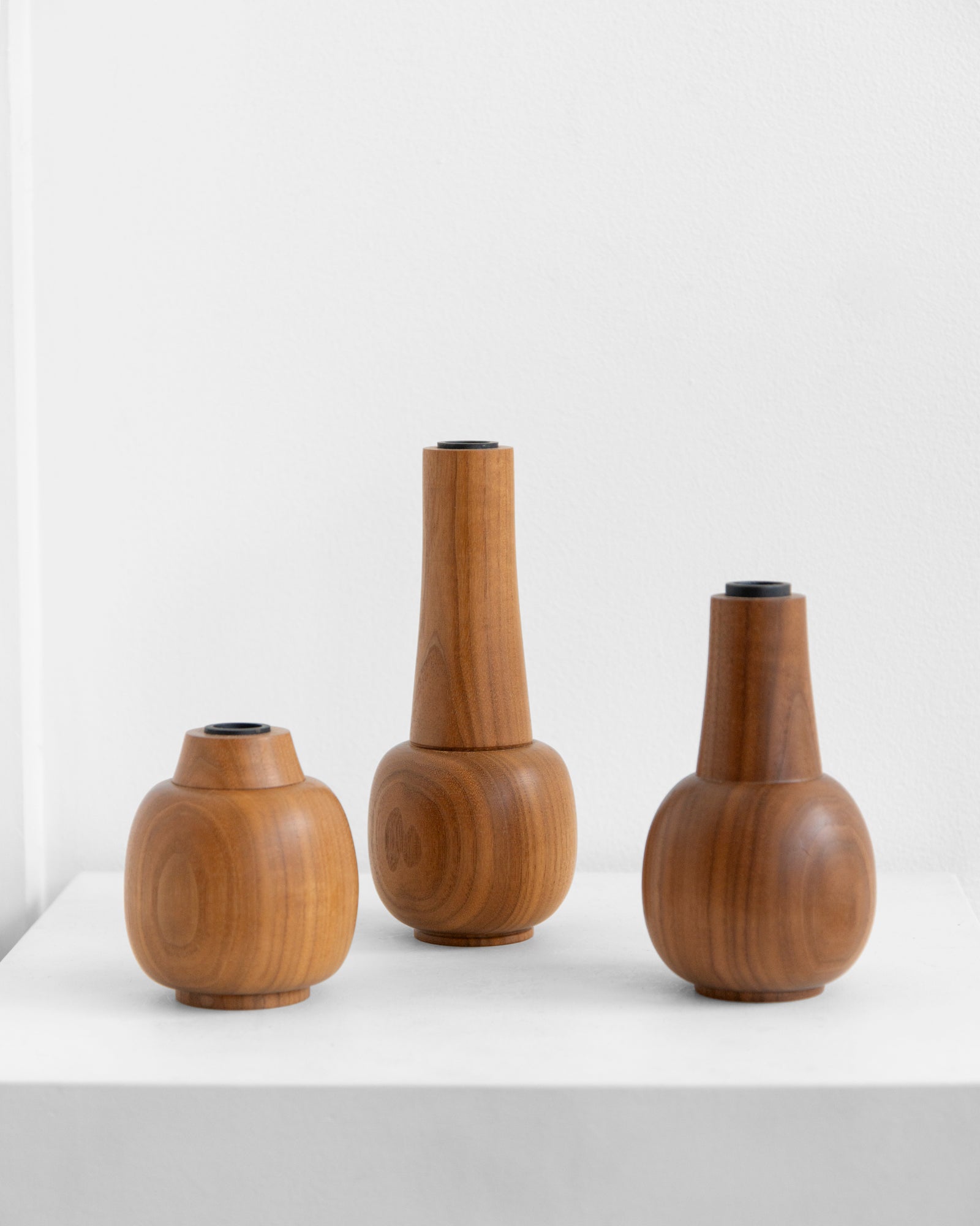 Chris Lehrecke - Candlestick X in Walnut