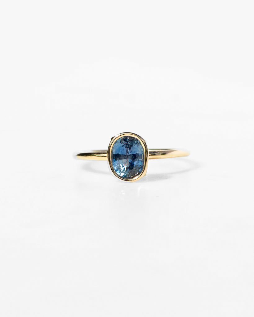 14K Pelagic Sapphire Floating Ring