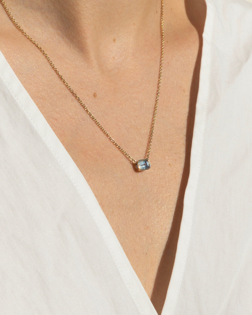 14K Sea Sapphire Floating Chain Necklace