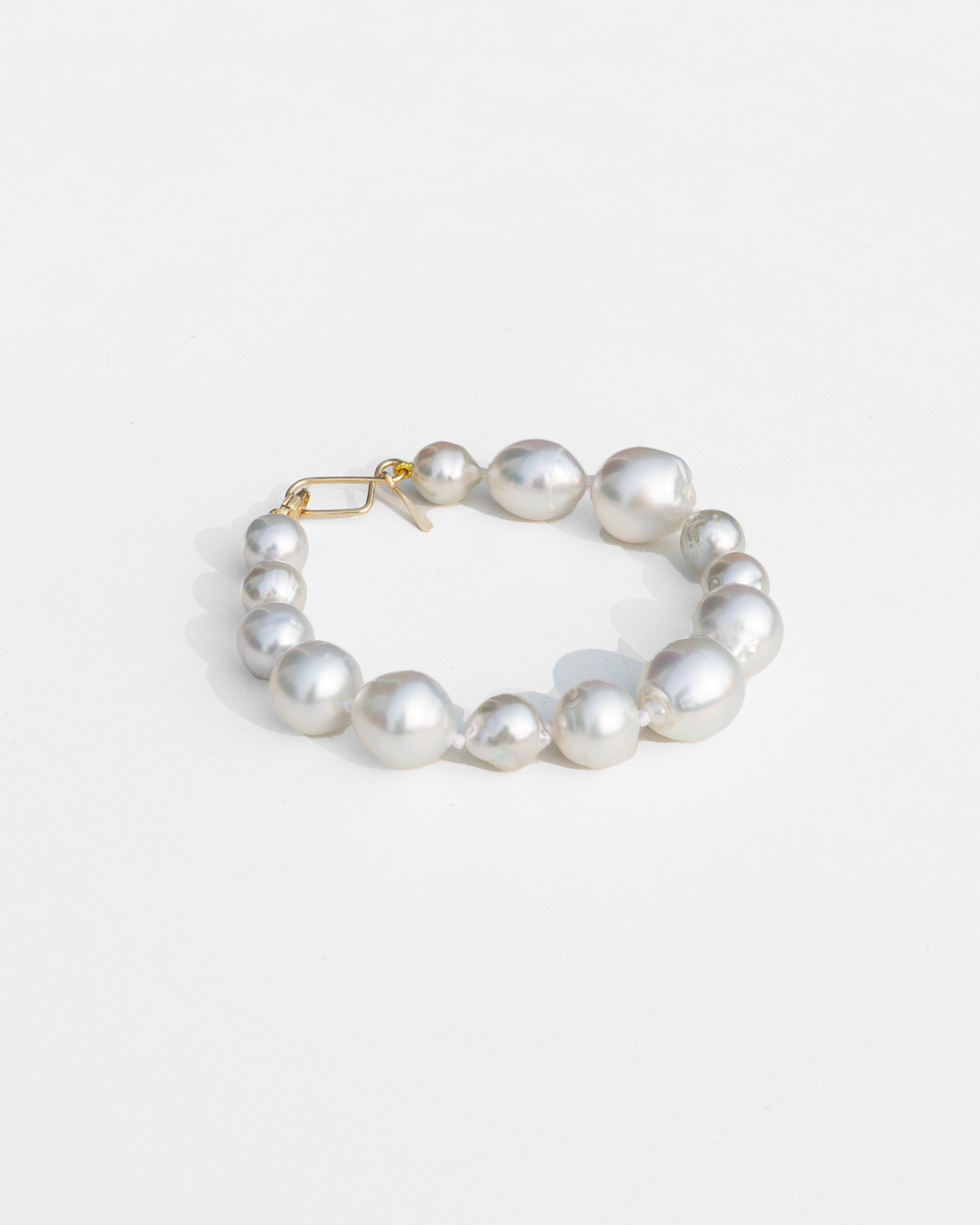 14K Nuage Layering Bracelet